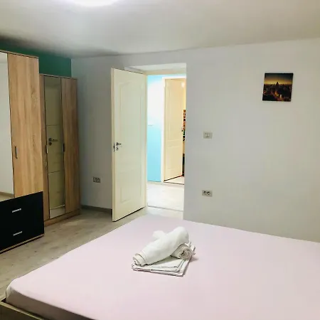 Park - Big - 3 - Free Parking T5 * Temesvár